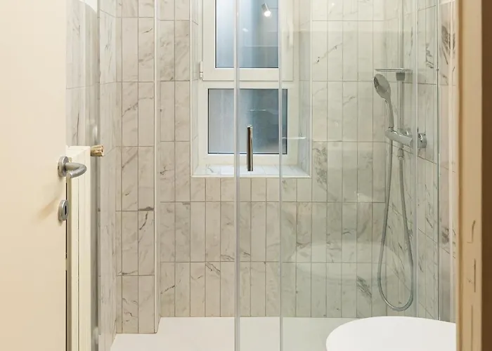 Daire Spacious One Bedroom Moscova - Mirable Pm
